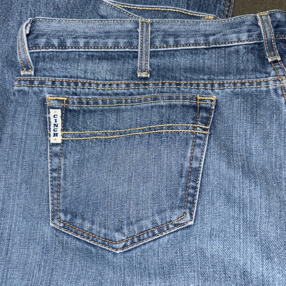 Men’s cinch jeans